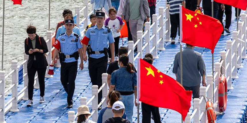 陈文清：建设更高水平平安中国