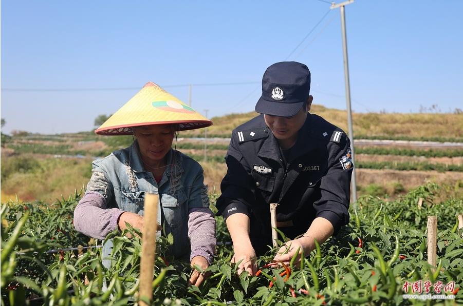 &ldquo;警察蓝&rdquo;守护&ldquo;辣椒红&rdquo;