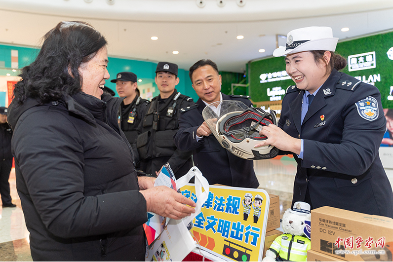 李雨晗：敬老爱老助老的平安守护者
