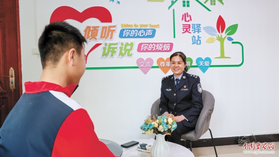 郭娟：&ldquo;警察妈妈&rdquo;的16载护校路