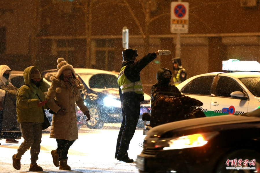 阜新市公安局交通管理支队迅速启动恶劣天气交通安全管理应急处置预案