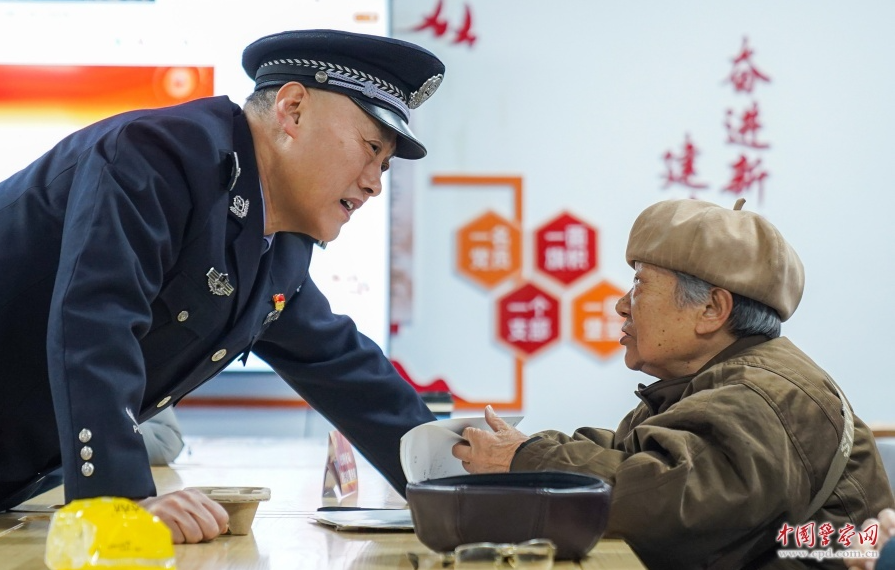 姚六一：&ldquo;群众找我，是信任我&rdquo;