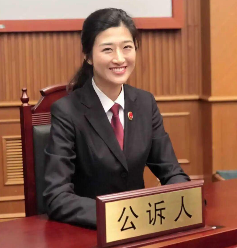 陈禹橦 北京市人民检察院第四检察部（经济犯罪检察部）副主任  敢啃大案要案的优秀公诉人