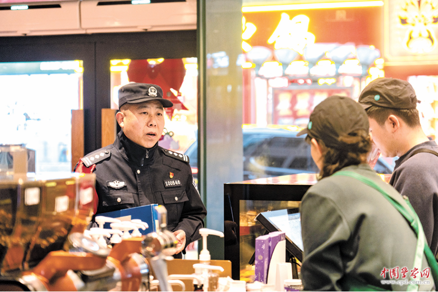 裴小伟：用执着坚守书写为民情怀