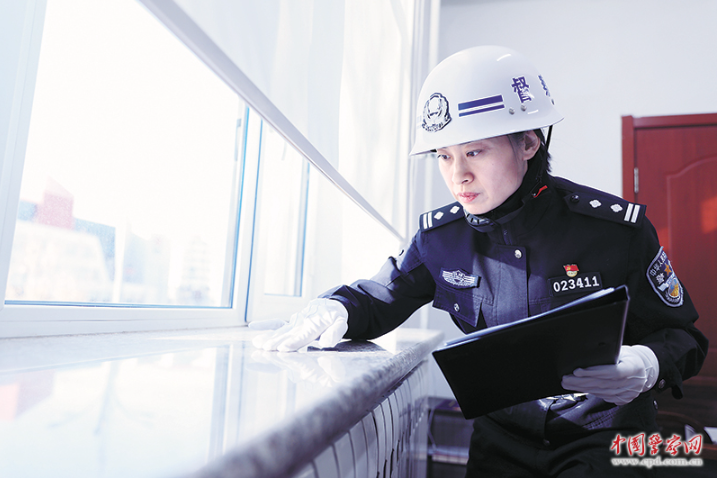 裴淼：沿着父亲的足迹奋力前行