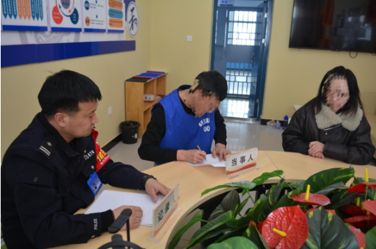 法院和拘留所&ldquo;组团&rdquo;调解 促&ldquo;老赖&rdquo;老板主动还钱800万