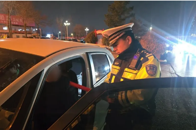 春风拂面不&ldquo;醉&rdquo;驾，临沂交警筑牢平安防线