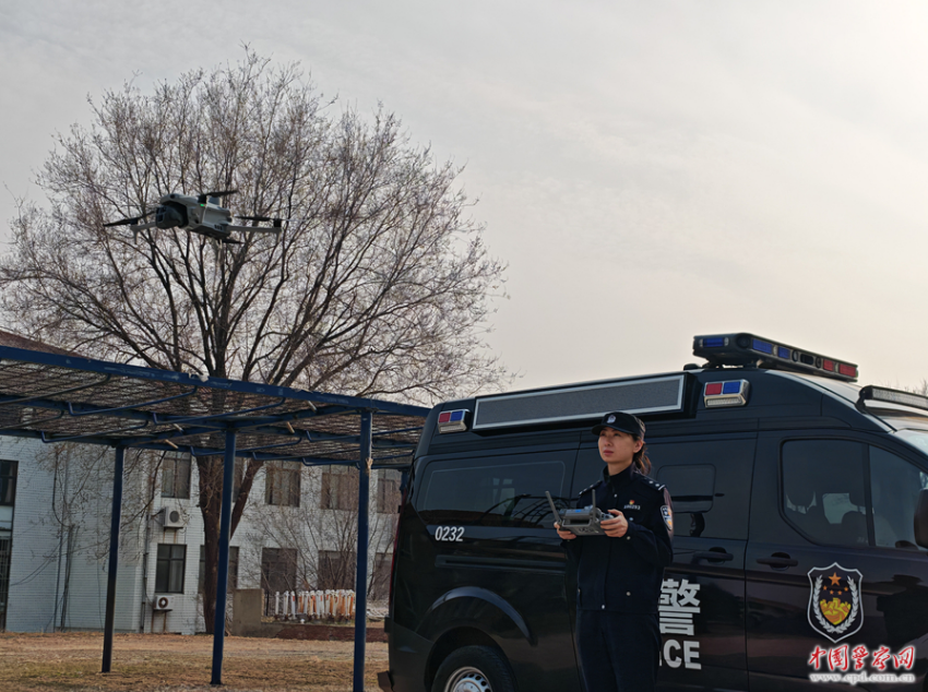 涂歌：云端&ldquo;鹰眼&rdquo;　平安守望