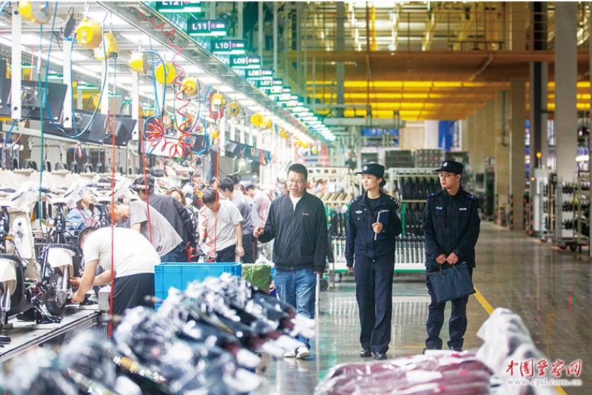 浙江省台州市公安局黄岩分局新前派出所民警辅警走访辖区重点企业