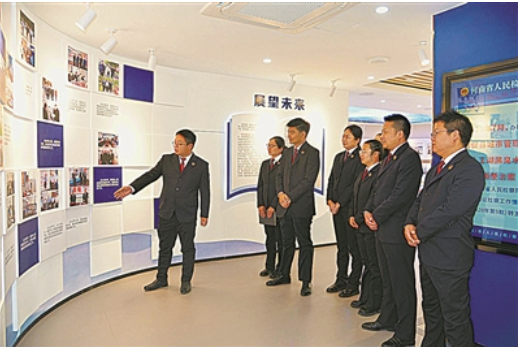 河南固始：组织干警走进院史馆