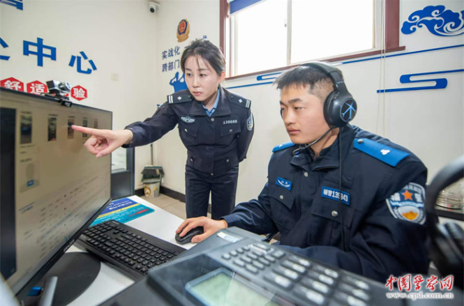 陈路路：车辙里找真相 路灯下守平安