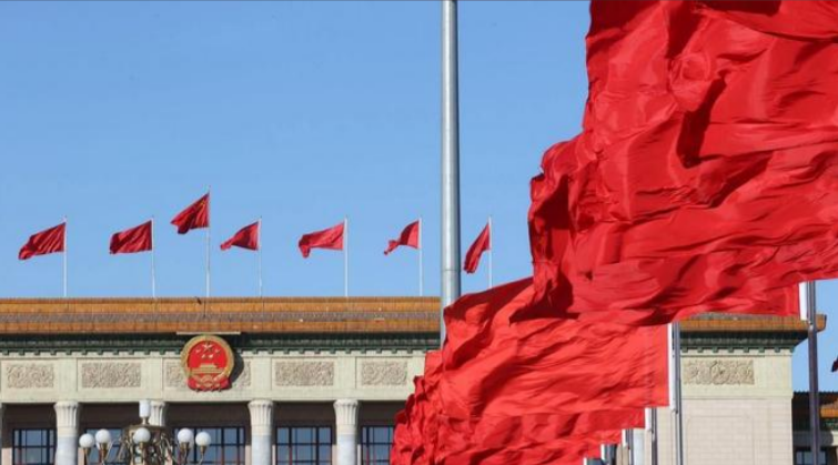 以法治力量捍卫国家发展利益