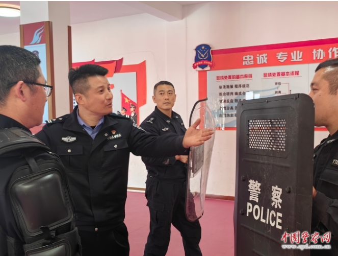 孙全绩：警营里的&ldquo;钢铁教官&rdquo;