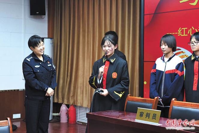 王红心：法治之光点亮青少年成长之路